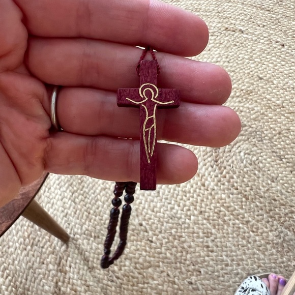 Wooden vintage Rosary Beads with Cross - Picture 2 of 3